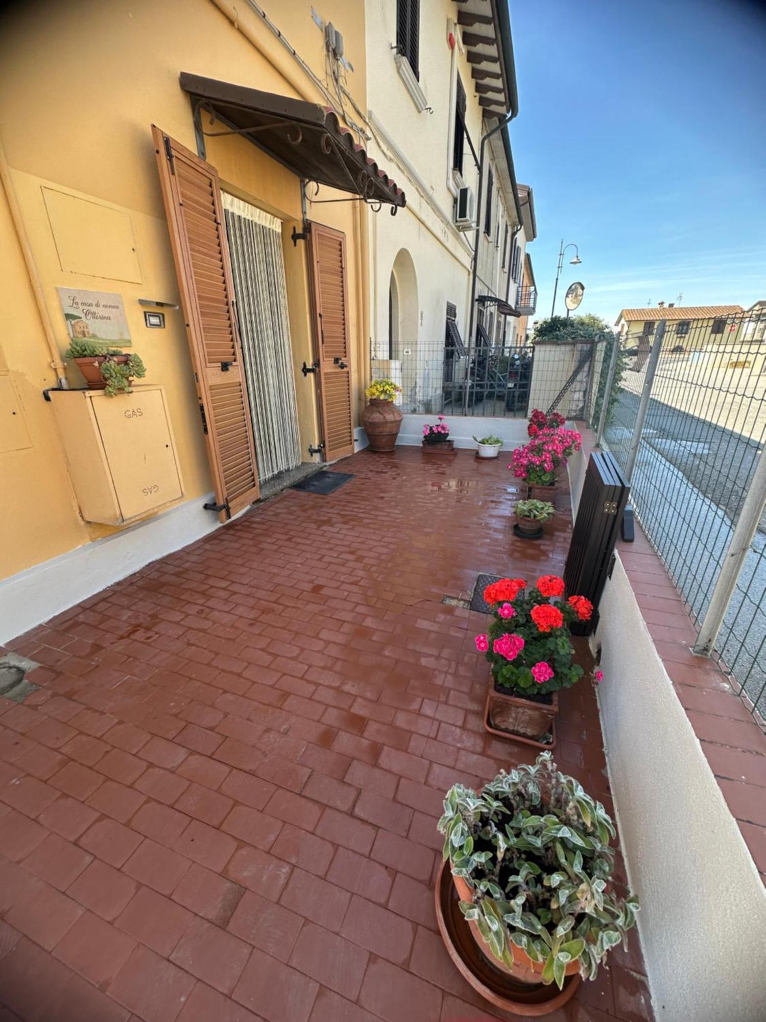 La Casa Di Nonna Ottorina Apartment Venturina Terme Bagian luar foto