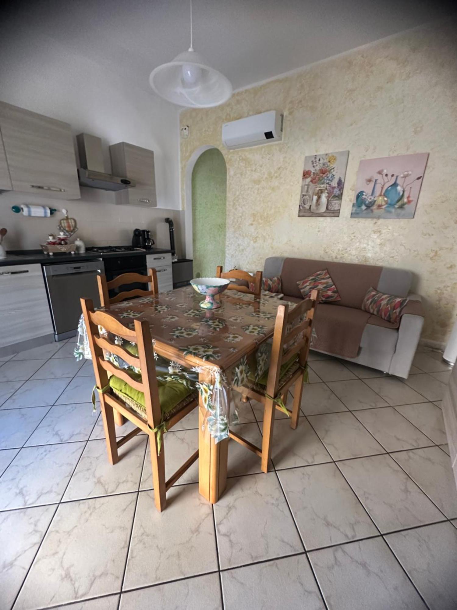 La Casa Di Nonna Ottorina Apartment Venturina Terme Bagian luar foto